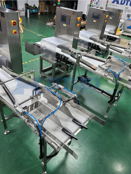 自動(dòng)稱重機(jī) 自動(dòng)稱重機(jī)